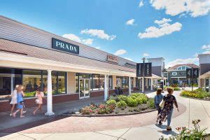 prada outlet wrentham